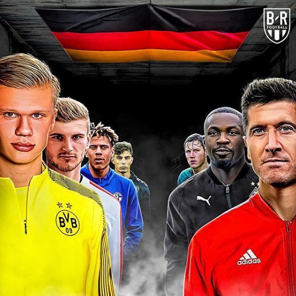 B费点球真的稳！稳稳骗过门将进球（B费点球稳健，轻松晃过门将破门）