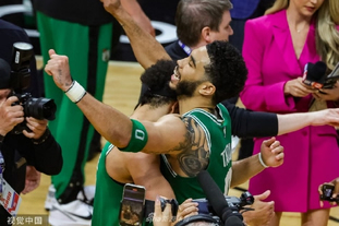 CBA比赛精彩瞬间：深圳队绝杀广东,（CBA巅峰时刻：深圳压哨绝杀广东）