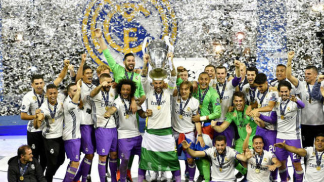 张伯霖：自己进几个球无所谓，只要球队能小组第一出线就行（张伯霖：个人进球不重要，球队小组头名出线才是关键）