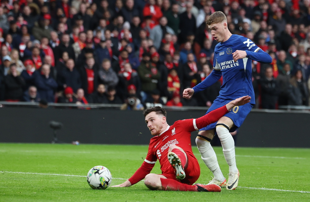 斯基拉：皇马只能在夏窗1000万回购帕斯，球员也不想冬窗转会（斯基拉：皇马需等今夏以1000万回购帕斯，球员无意在冬季转会）