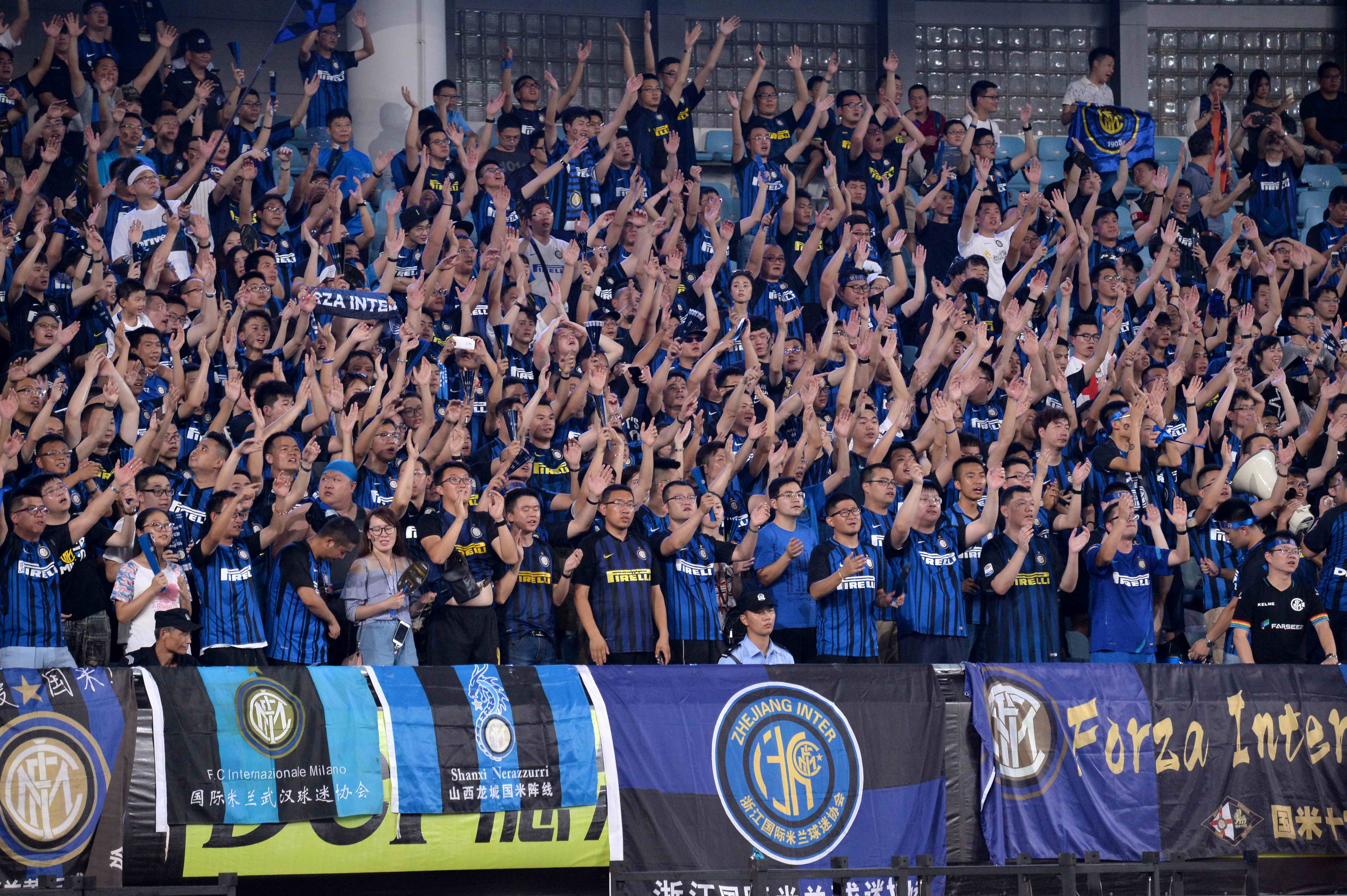 欧文突破防守造成杀伤球成功（欧文强突撕裂防线，造犯规并打成）