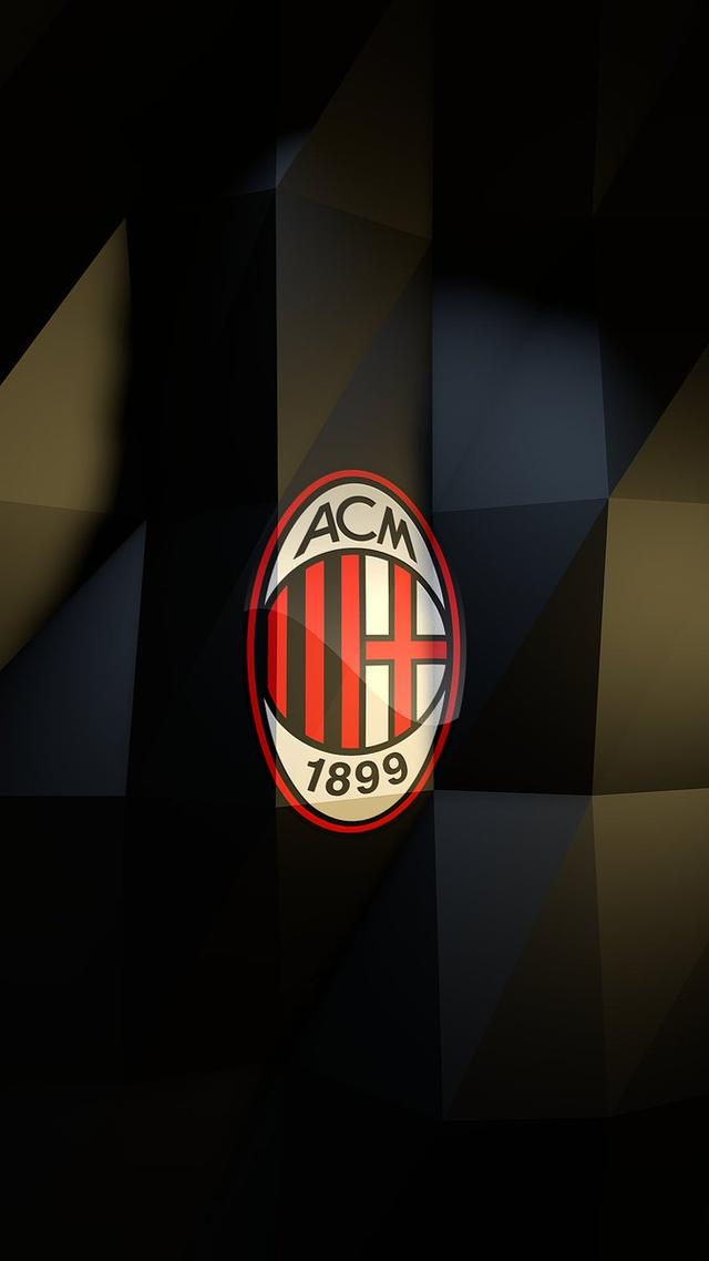 王博豪：那次射门机会我应该打上角；欧洲联赛对我锻炼大（王博豪：那次机会本该轰上角，欧洲联赛让我收获巨大）