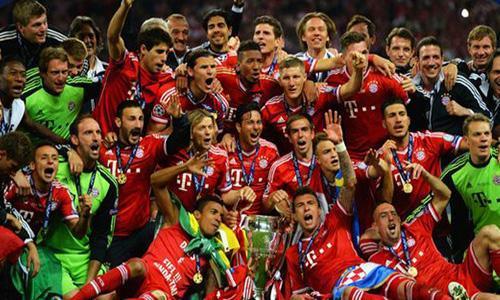 曼联发布赛前预热海报：芒特帅气出镜（曼联官宣赛前海报：芒特帅气亮相）